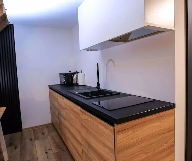 ホテル Bizon Village