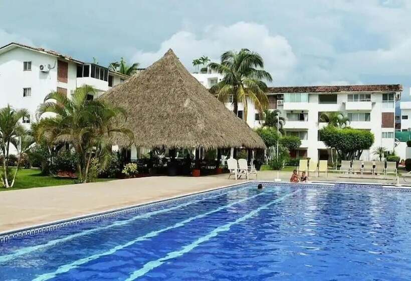 هتل Condo Marina By Trvl2hm