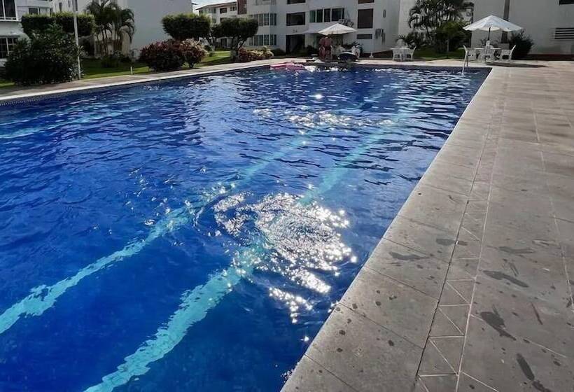 هتل Condo Marina By Trvl2hm