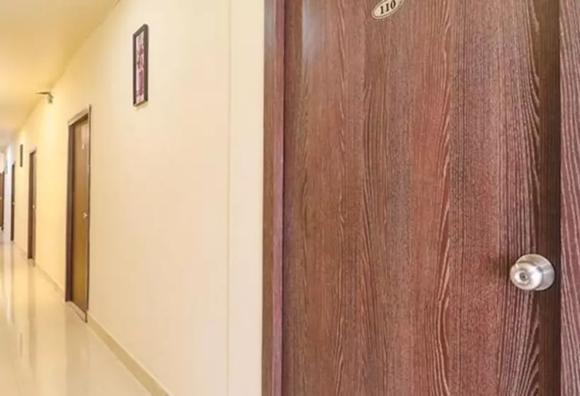 ホテル Fabexpress Airport Stay Inn