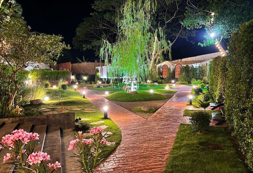 호텔 Papa Q Suite Resorts