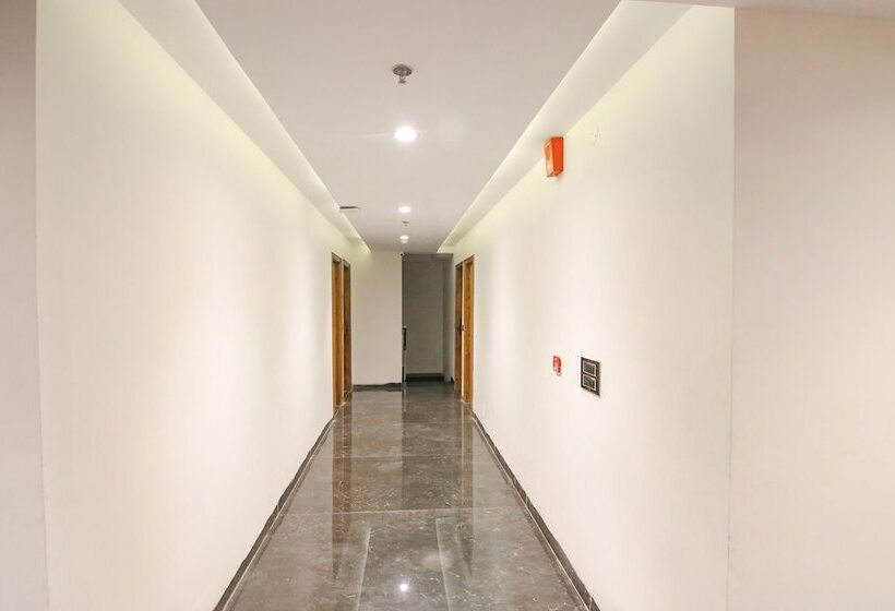 Fabhotel Prime The Eminence