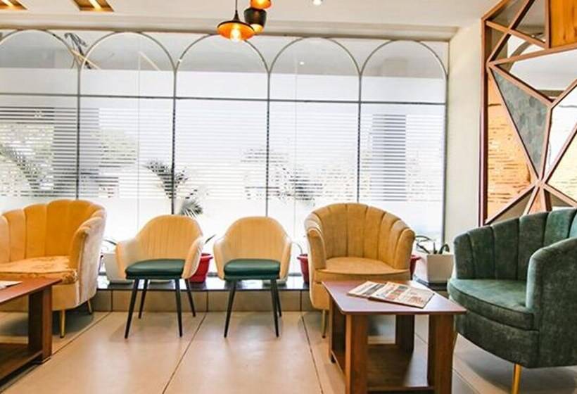 Fabhotel Prime The Eminence