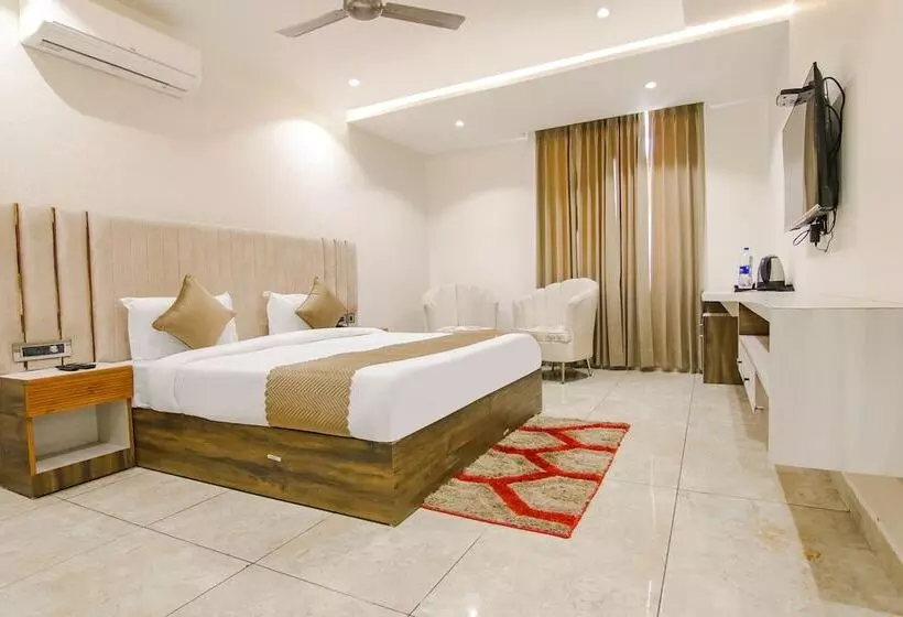 Fabhotel Prime The Eminence