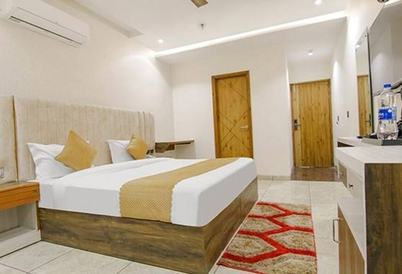 Fabhotel Prime The Eminence