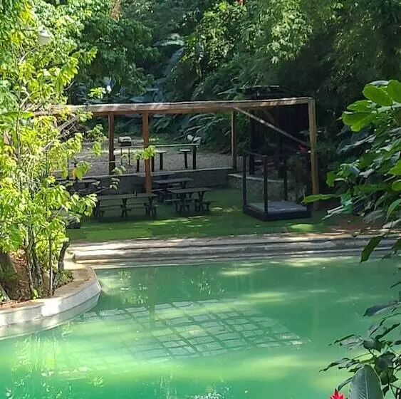 هتل Samana Tropical Village