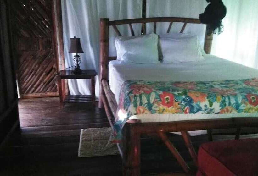 هتل Samana Tropical Village