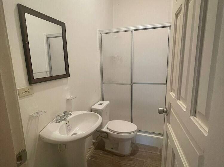 هتل Shelsys Penthouse