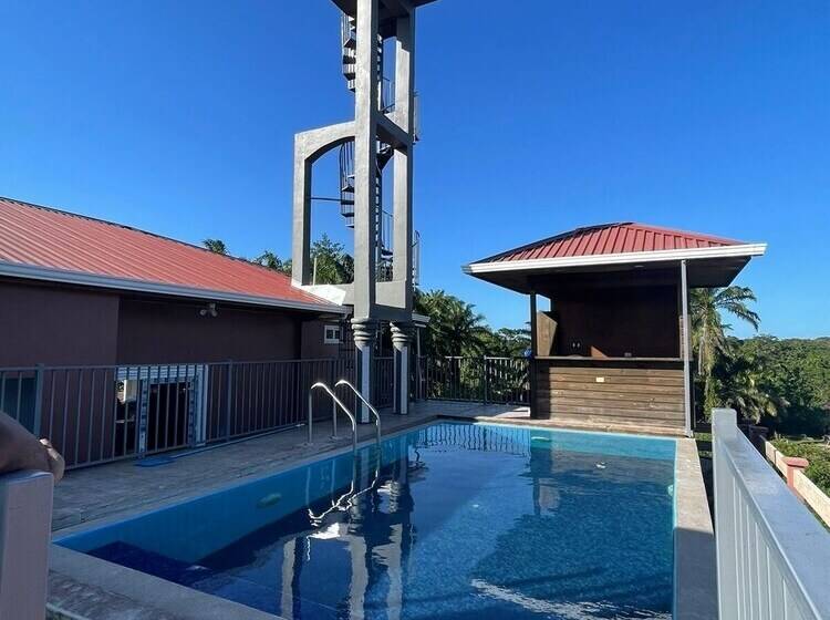 هتل Shelsys Penthouse