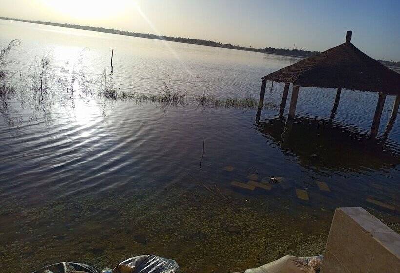 پانسیون Annexe Du Qg