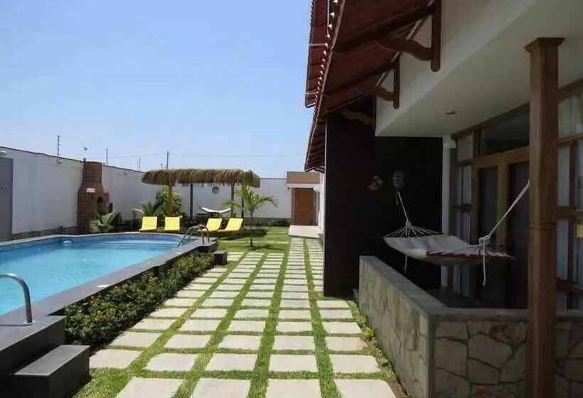 پانسیون Costa Esmeralda