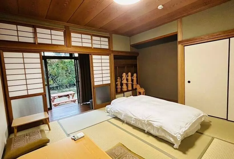 ペンション Sea Dweller Inn