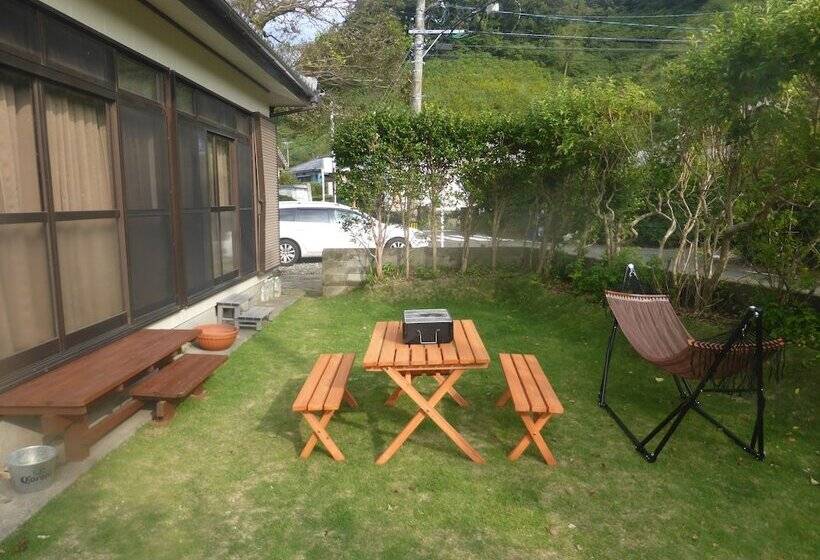 بنسيون Sea Dweller Inn