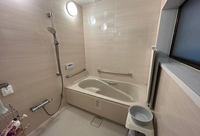 بنسيون Sea Dweller Inn