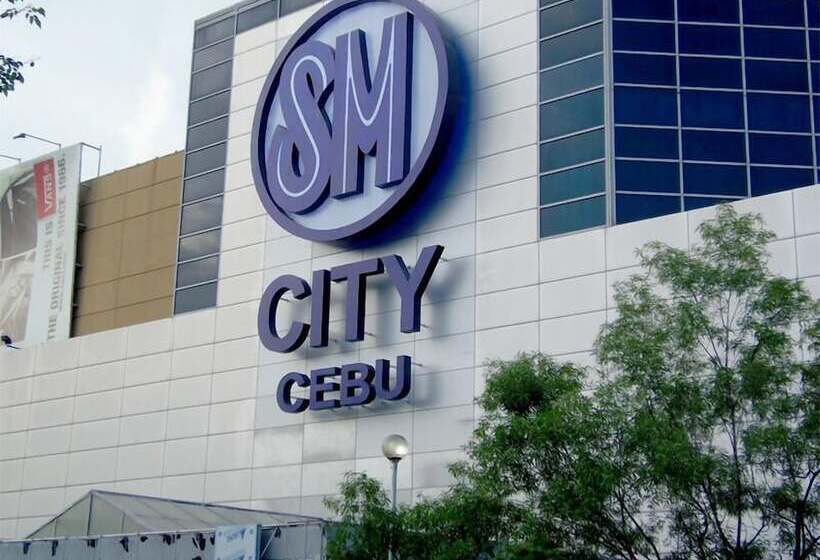 Food District Hostel Cebu Central