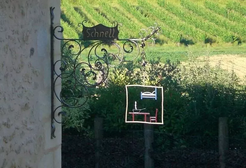 Aamiaismajoitus (B&B) Chambres D Hôtes Le Bourdieu