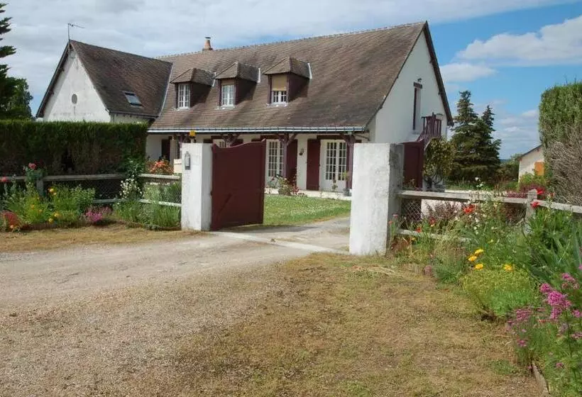 ベッドアンドブレックファースト Chambres D'hôtes Les Coquelicots