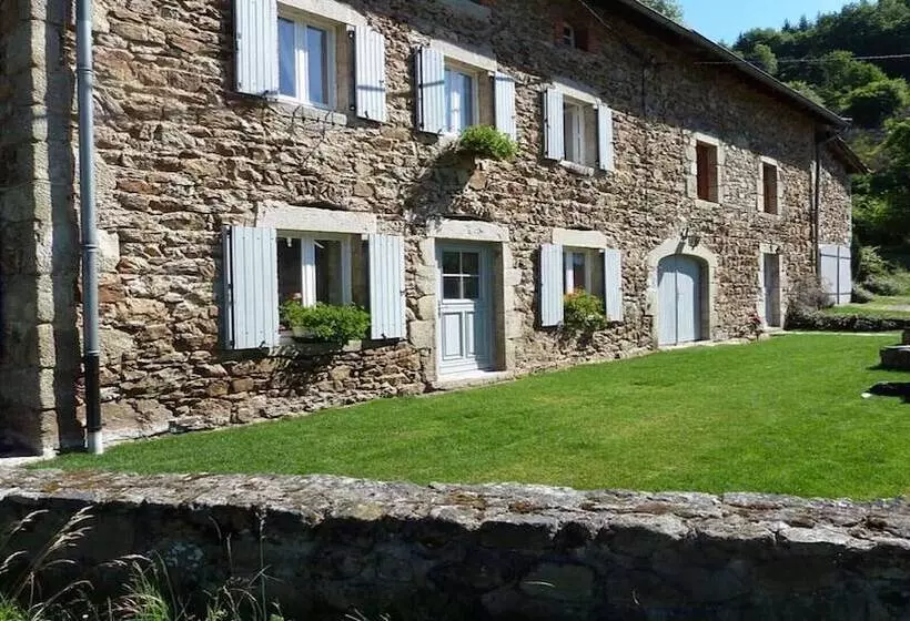 Aamiaismajoitus (B&B) Maison Sous Les étoiles