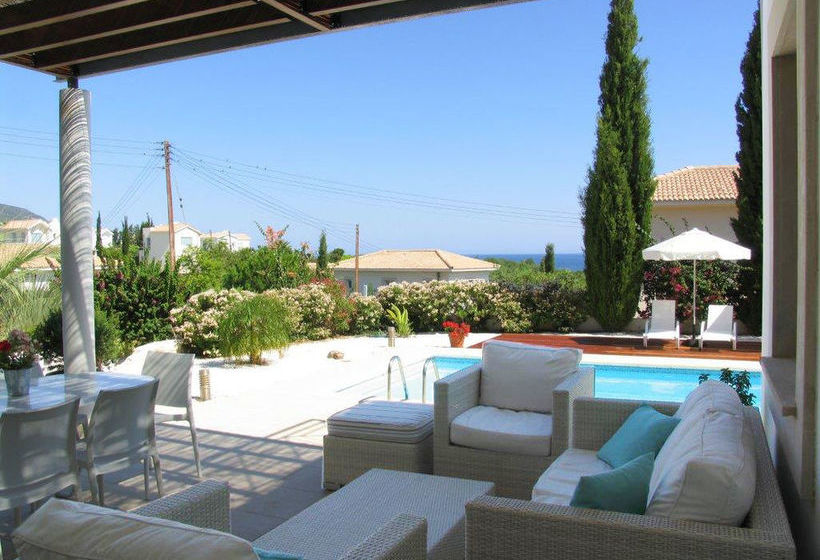 Akamas Carob Tree Villa