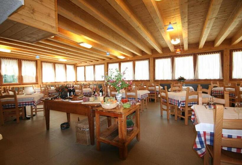 فندق Albergo Soldanella