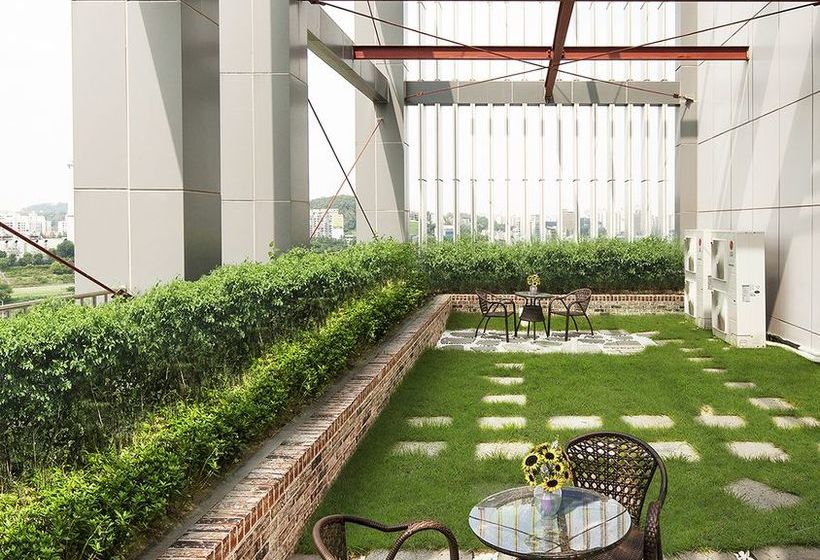 TOV Hotel & Residence