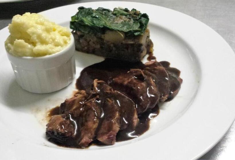 酒店 Hôtel Restaurant De L île