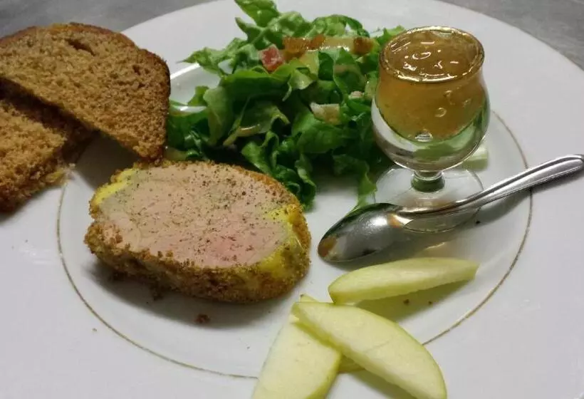 Hotelli Hôtel Restaurant De L île