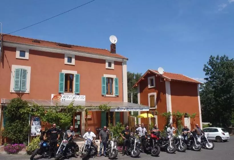 Hotelli Hôtel Restaurant De L île