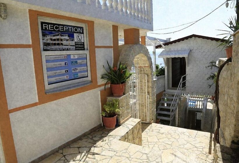 酒店 Qeparo Napolon Complex