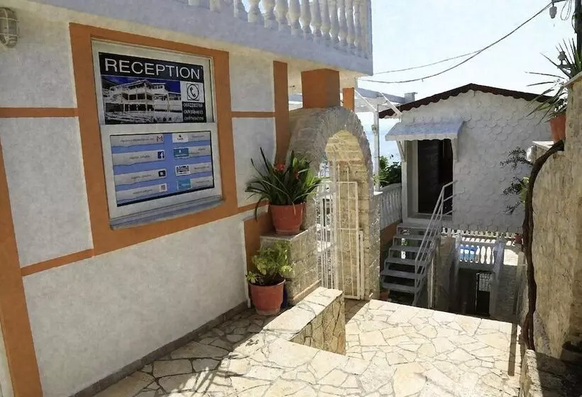 هتل Qeparo Napolon Complex