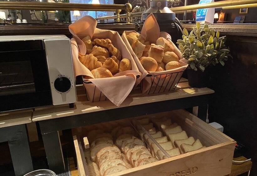 בית מלון כפרי Silk Tree Nagoya