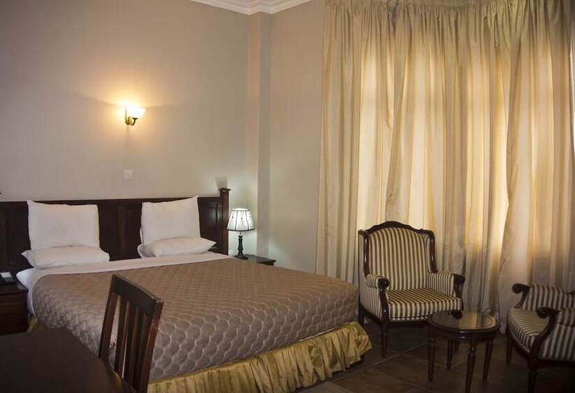 בית מלון כפרי The Congress