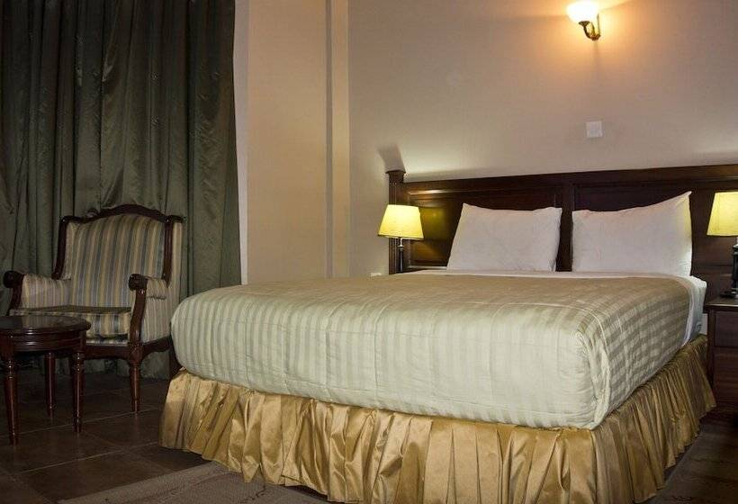 בית מלון כפרי The Congress