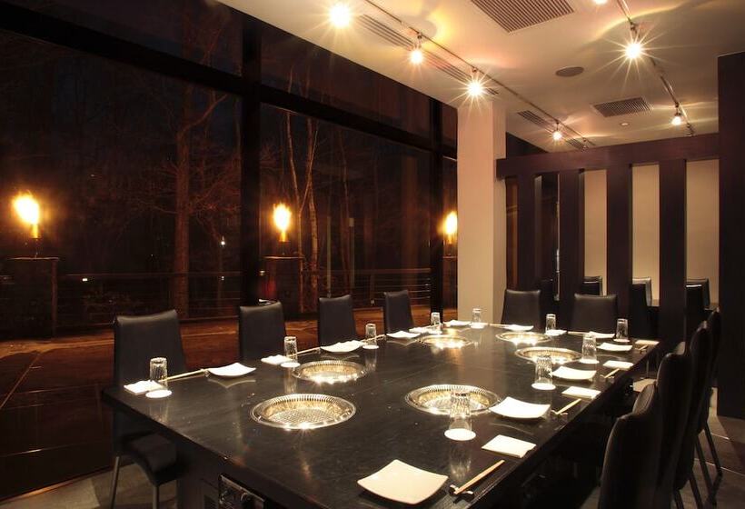 Отель Villa Kitakaruizawa Lwing