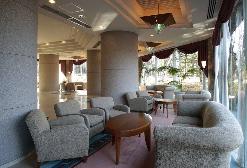 Отель Villa Kitakaruizawa Lwing