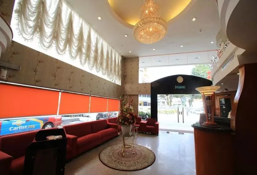 هتل Zen Rooms Raja Laut