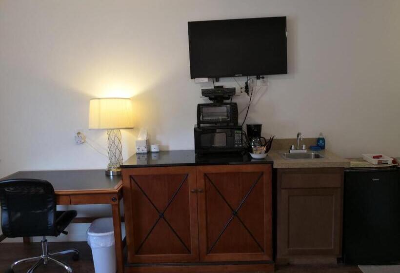 فندق على الطريق Apple Inn And Suites Cooperstown Area