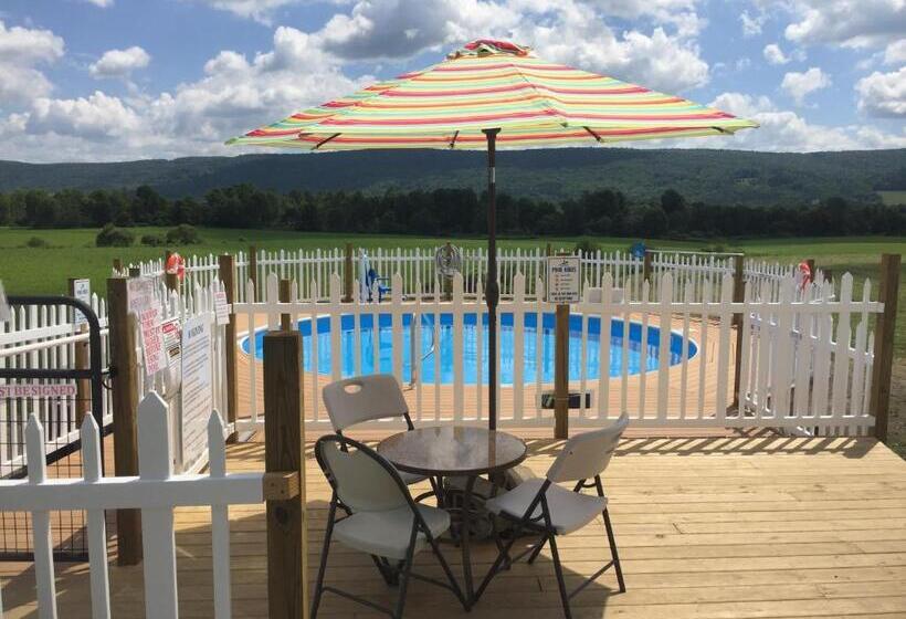 فندق على الطريق Apple Inn And Suites Cooperstown Area