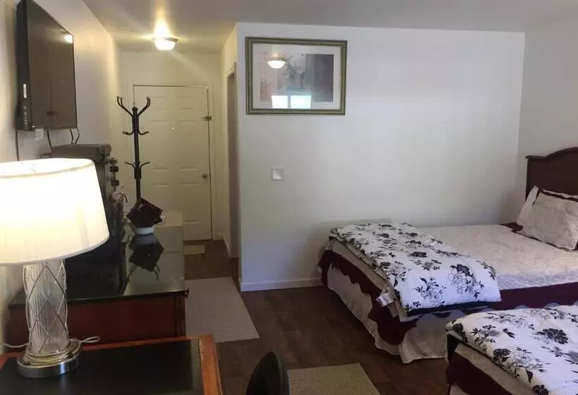 モーテル Apple Inn And Suites Cooperstown Area