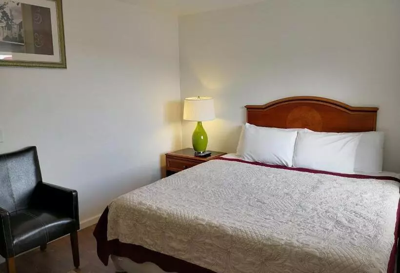 モーテル Apple Inn And Suites Cooperstown Area