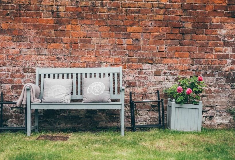 مبيت وإفطار Darwins Townhouse