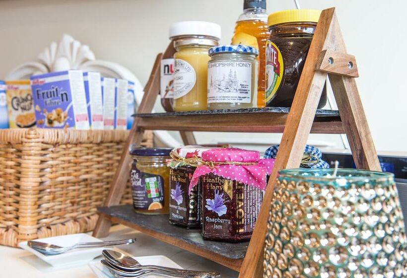 مبيت وإفطار Darwins Townhouse