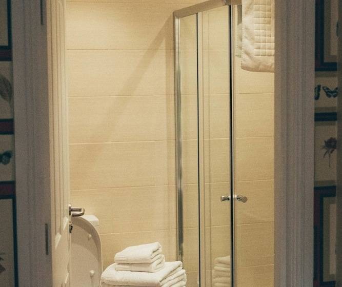 مبيت وإفطار Darwins Townhouse