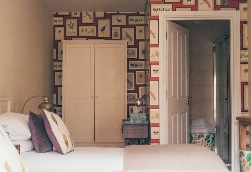 مبيت وإفطار Darwins Townhouse