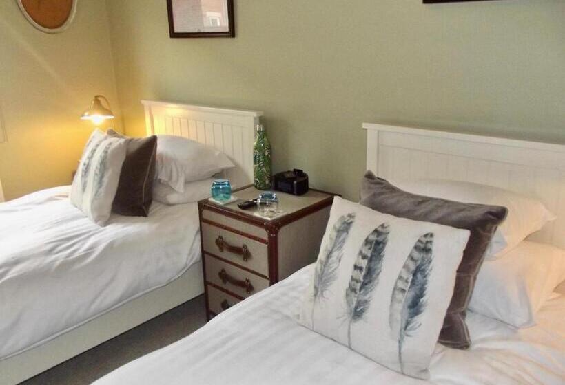 مبيت وإفطار Darwins Townhouse