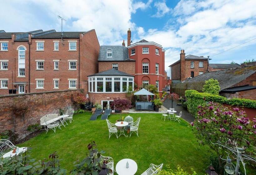 مبيت وإفطار Darwins Townhouse