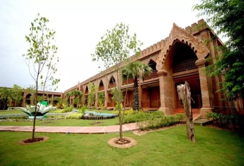 Famous Hotel Bagan