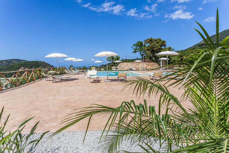 فندق فئة نجمة واحدة Villa Ginevra Resort Agrituristico