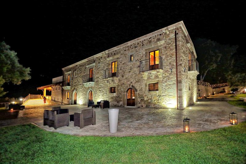 فندق فئة نجمة واحدة Villa Ginevra Resort Agrituristico