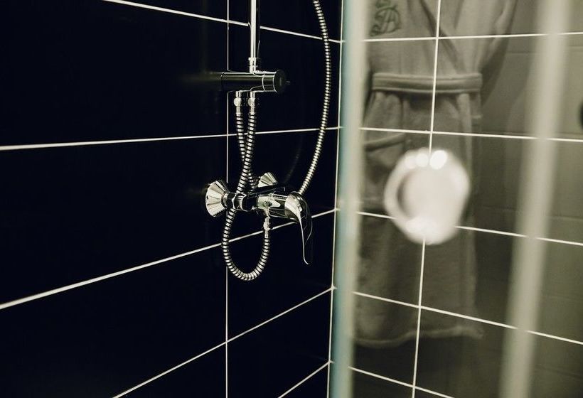 هتل Astana Central